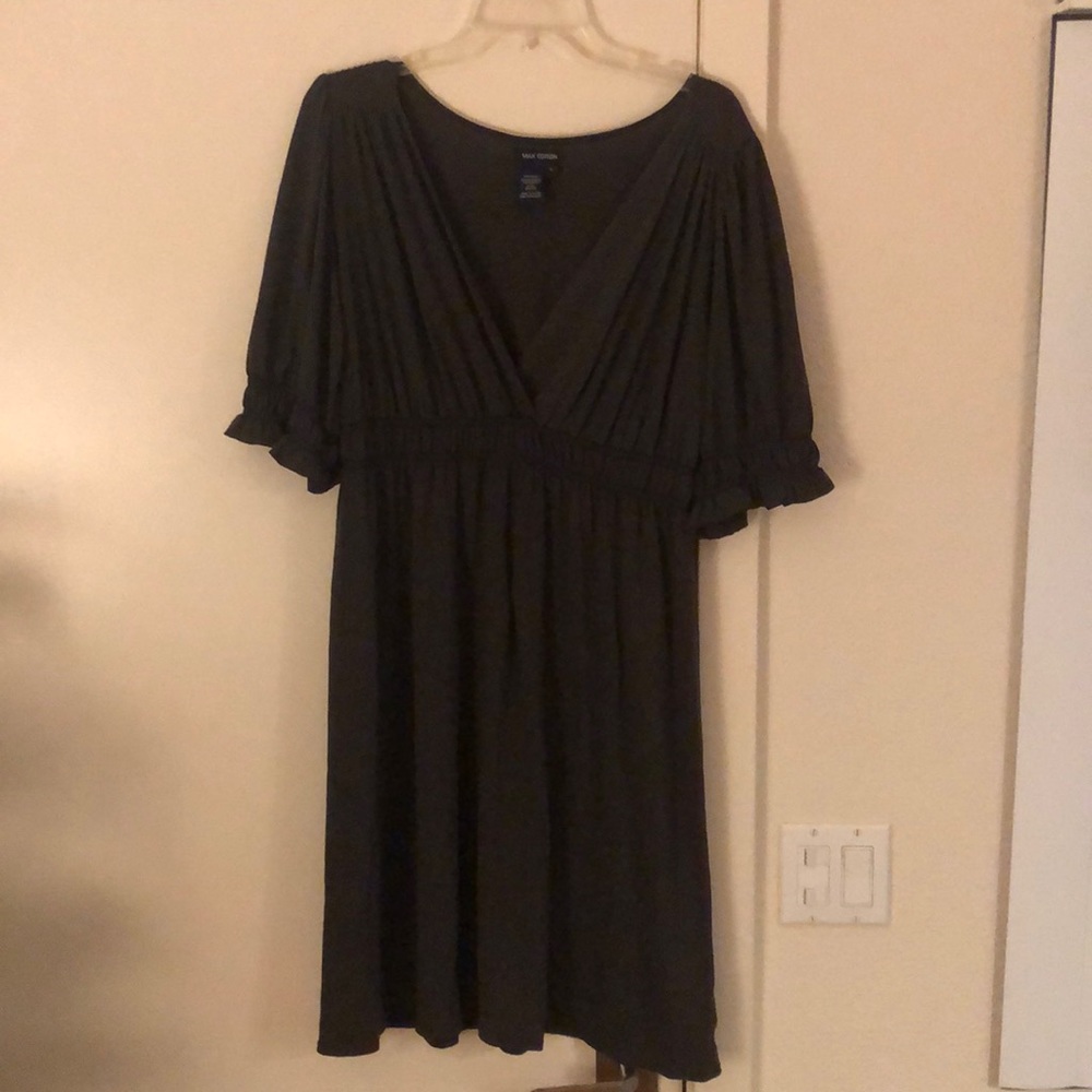 V neck grey dress